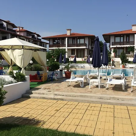 וילה Velika Garden Villas לוזנטס
