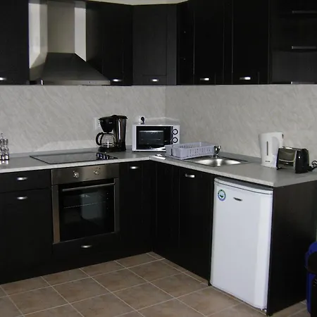 וילה Velika Garden Villas *